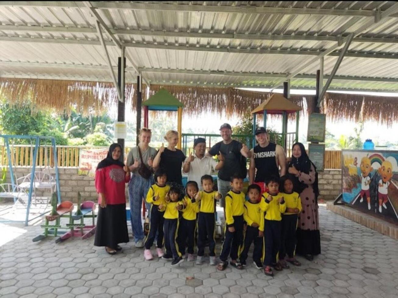 Bujak Permai Villa Matahari Lombok Ntb Прая Екстериор снимка