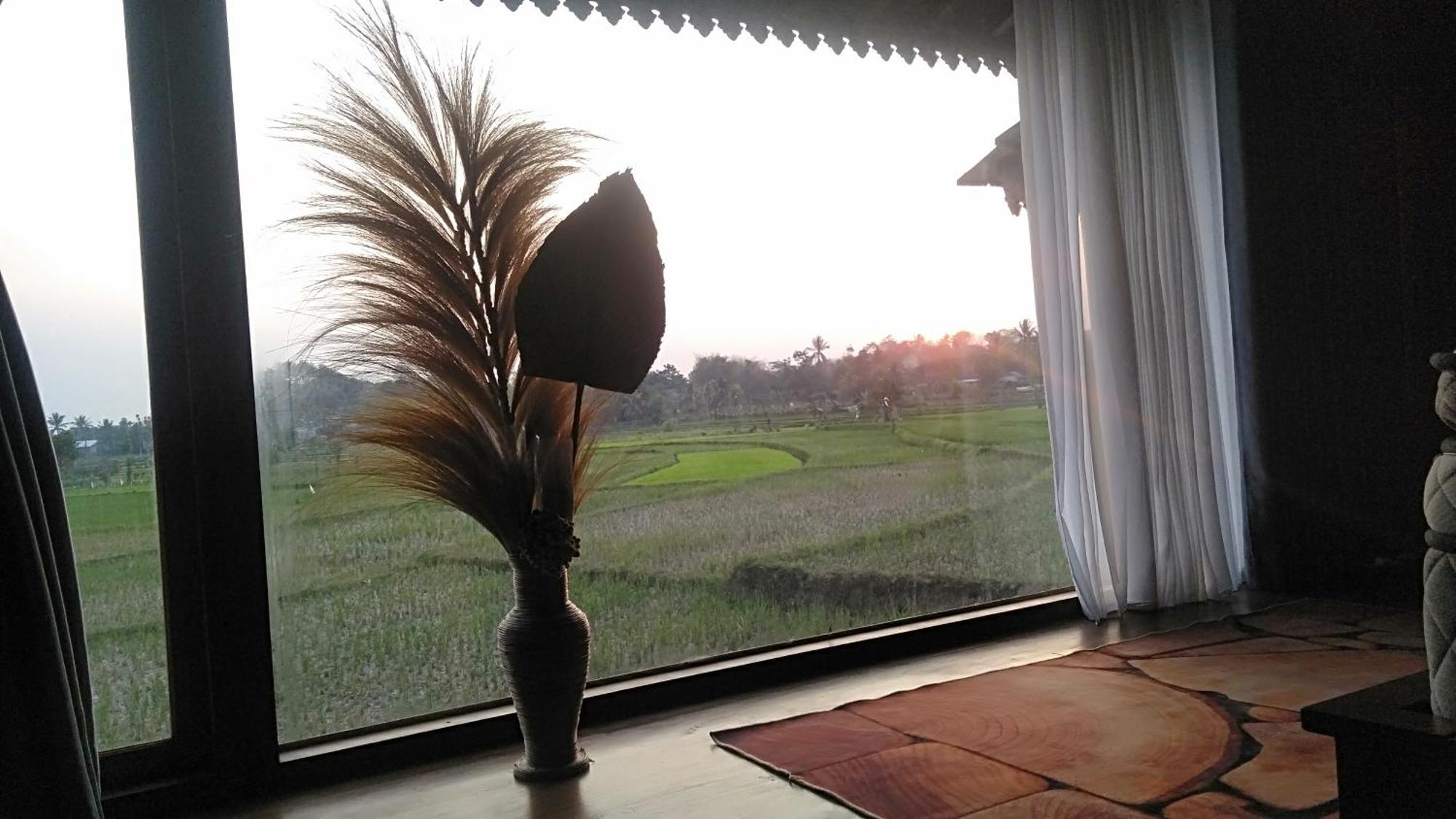 Bujak Permai Villa Matahari Lombok Ntb Прая Екстериор снимка