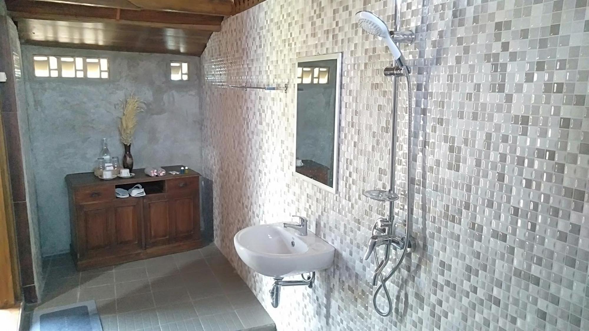 Bujak Permai Villa Matahari Lombok Ntb Прая Екстериор снимка