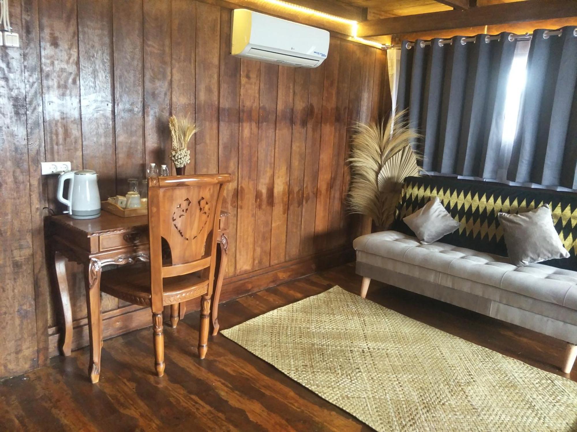 Bujak Permai Villa Matahari Lombok Ntb Прая Екстериор снимка